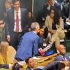 El cariñoso e incómodo saludo entre Delcy Rodriguez y Pedro Sánchez en la ONU