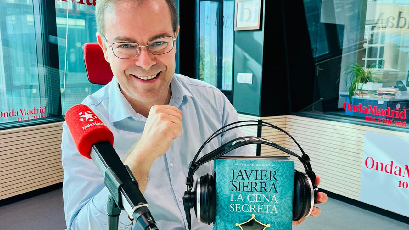 Javier Sierra: "La pasión por el misterio es un virus que me hace tener fiebres potentes"
