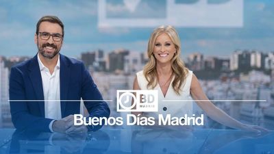 Arde un coche en María de Molina, sin heridos
