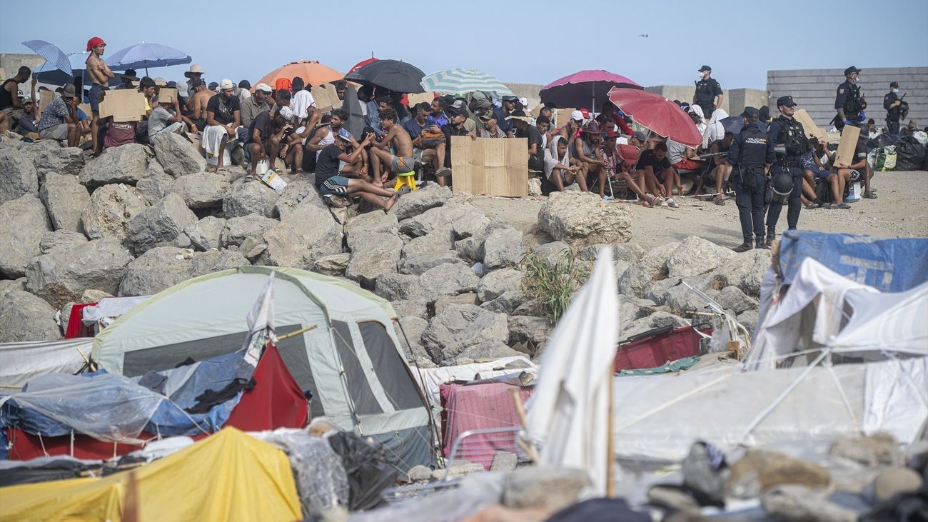 El ministro Torres corrige a Marlaska, hay el doble de inmigrantes en las calles de Ceuta