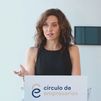 Ayuso afirma que el desahucio de Maricarmen fue “en cumplimiento de la ley” y acusa a Sánchez de alentar la “quema de calles”