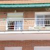Los vecinos de Usera denuncian un posible piso patera en la calle Dolores Barranco