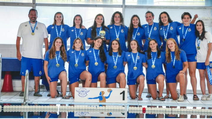 Real Canoe, campeón de Madrid de División de Honor Femenina de waterpolo