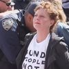 Susan Sarandon y Hannah Einbinder, detenidas durante una protesta propalestina en Nueva York