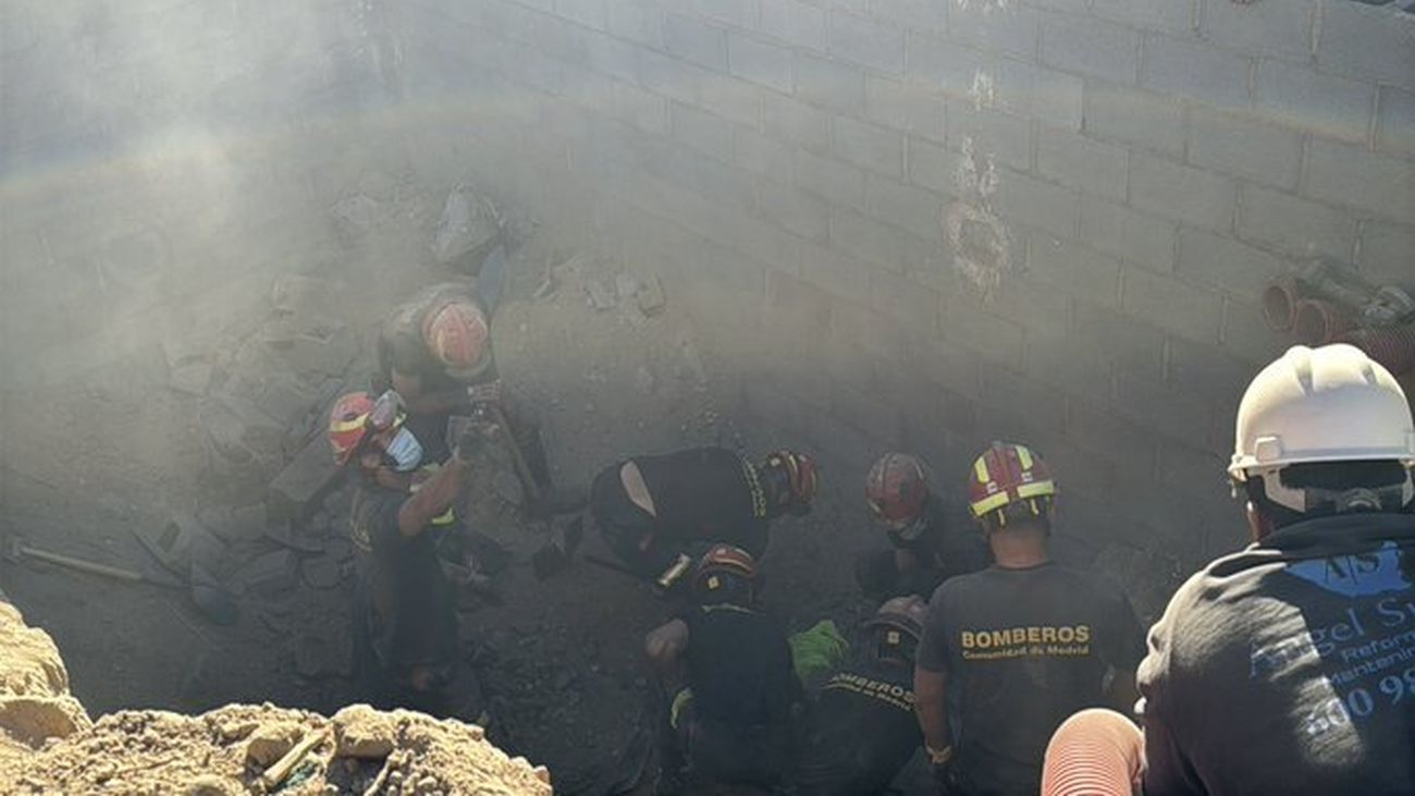 Muere un trabajador de 30 años sepultado por un muro en la obra en un chalet de Alcobendas