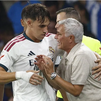 Espí levanta la mano