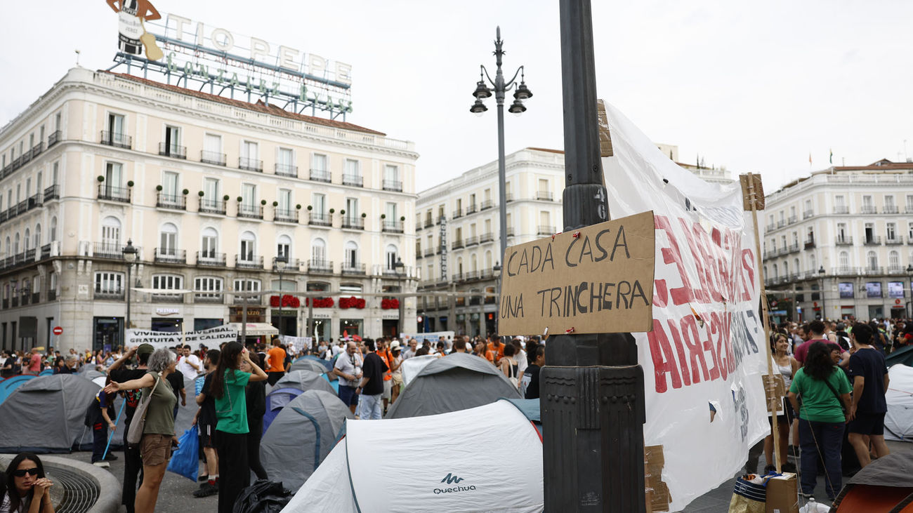La acampada de Sol planta cara a Pedro Sánchez: "Este Gobierno progresista ya no tiene ningún sentido"