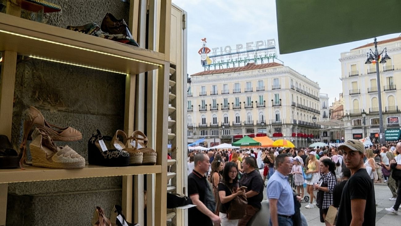 La acampada de Sol revive entre los comerciantes el recuerdo del 15M y sus pérdidas millonarias