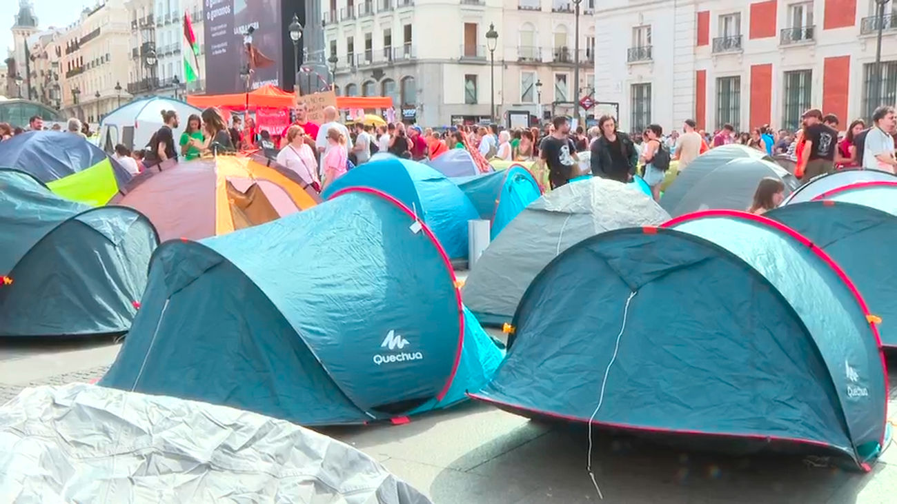 Los comercios de la Puerta del Sol temen que la acampada reduzca sus ventas