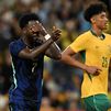 2-4. Brasil se desata ante Australia en otro mal partido de Vinicius