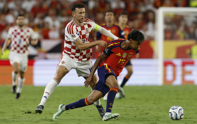 Lamine Yamal ante Croacia / EFE