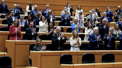 El PP tumba en el Senado el tratado de amistad con Francia mientras Macron visita España