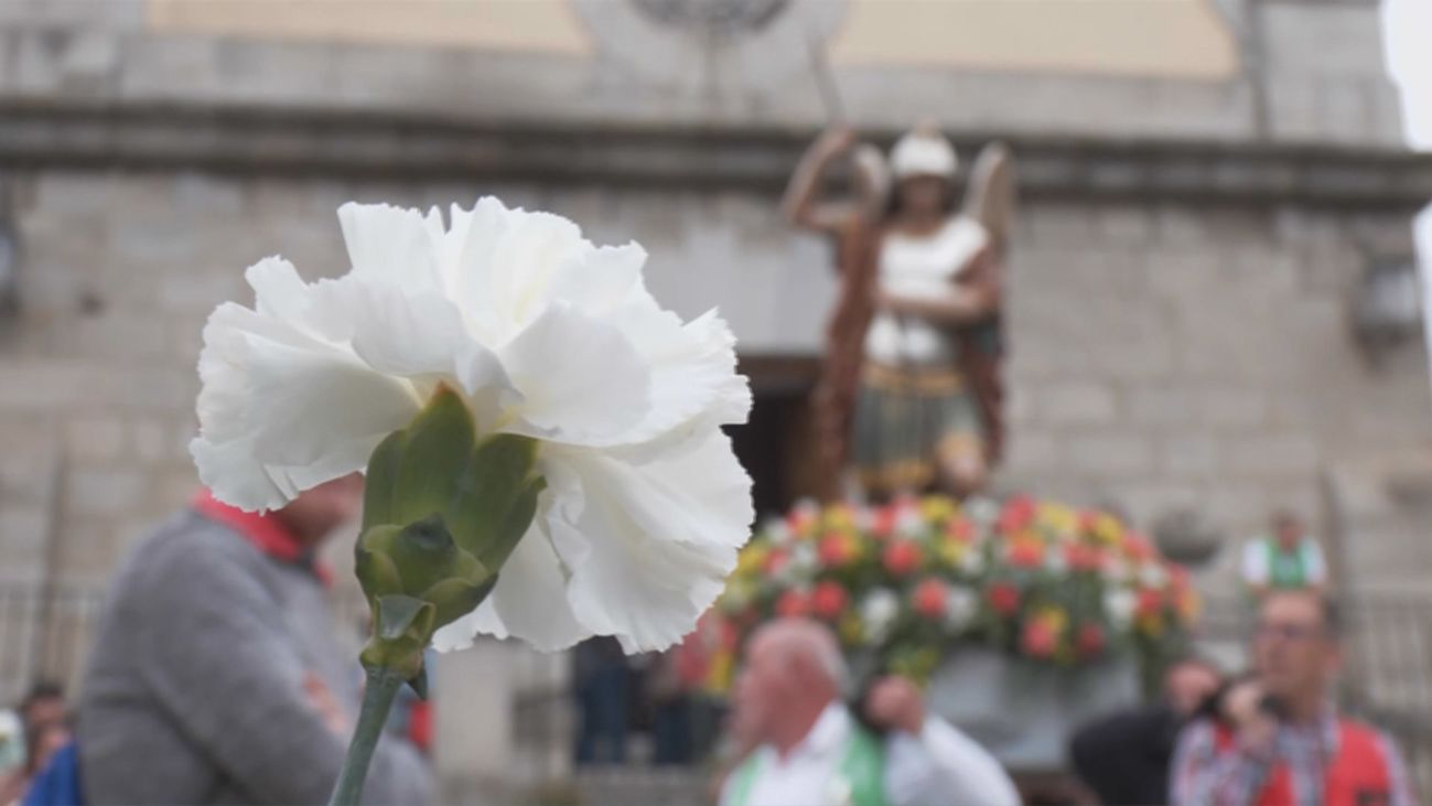 Guadarrama celebra por todo lo alto el día grande de San Miguel Arcángel