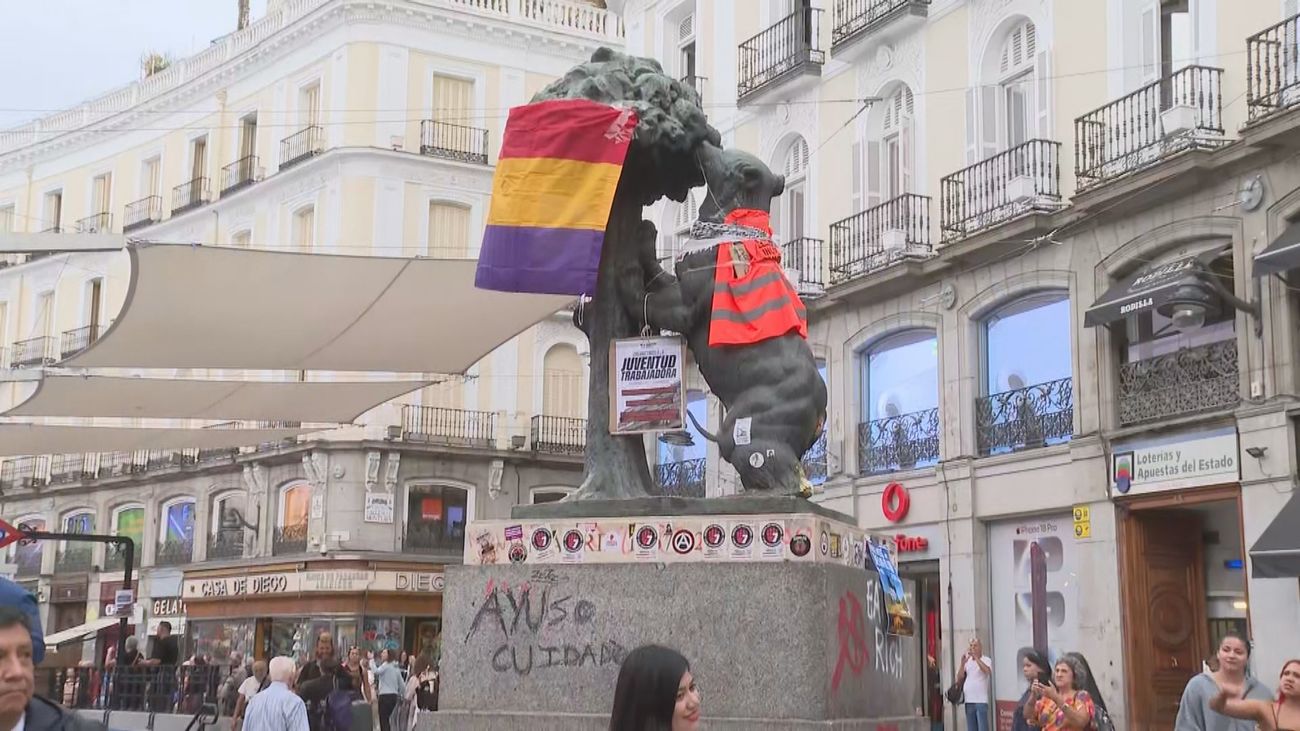 La Comunidad de Madrid denuncia vandalismo en la Puerta del Sol