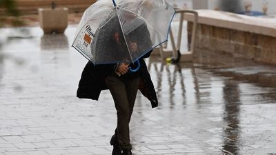 Bajada de temperaturas, nubes y lluvias débiles este jueves en Madrid