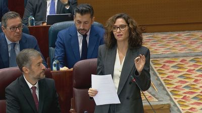 Ayuso pide a los tribunales que ordenen al Gobierno desalojar la acampada de Sol