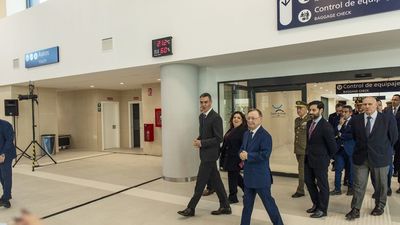 ¿Avisó Ceuta a Moncloa antes de la entrada masiva?