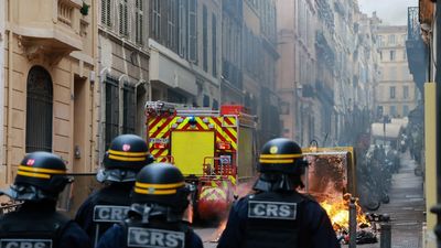Las protestas de estudiantes se intensifican en Francia y dejan cerca de 2.000 detenidos