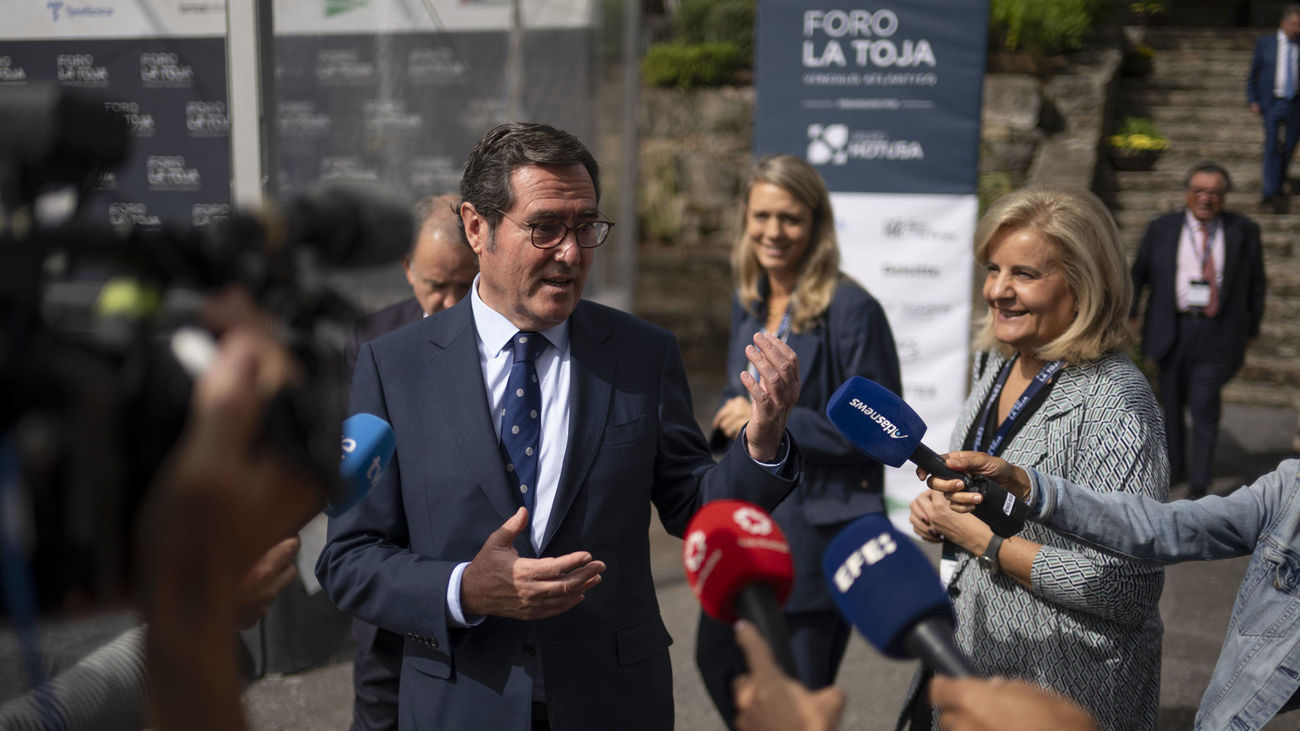 Garamendi avisa: Una posible huelga general por la vivienda sería "ilegal"
