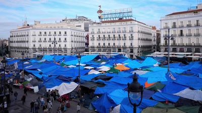 La Justicia rechaza desalojar ya la acampada de Sol como pedía la Comunidad de Madrid