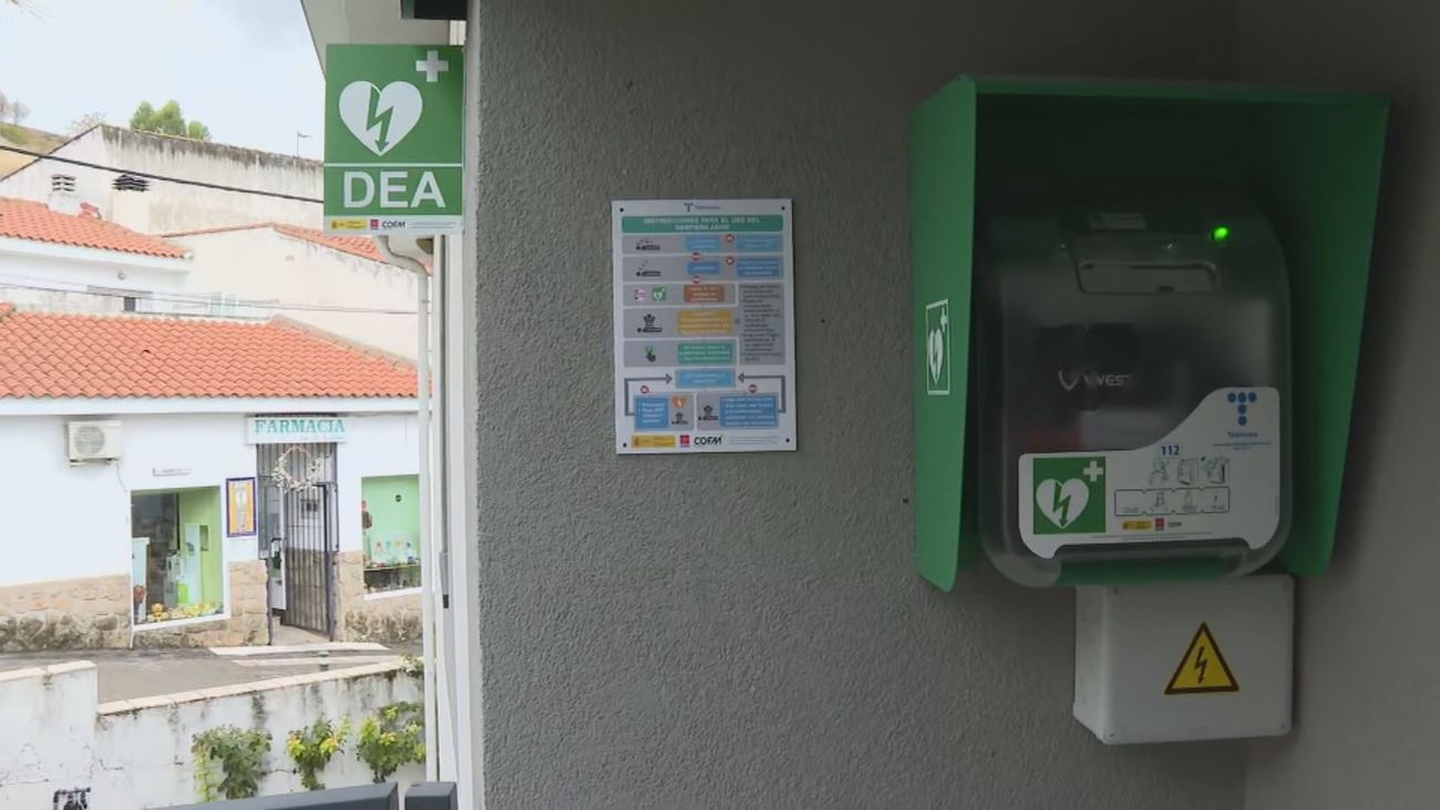 Desfibriladores junto a las farmacias de algunos pueblos de la Comunidad de Madrid