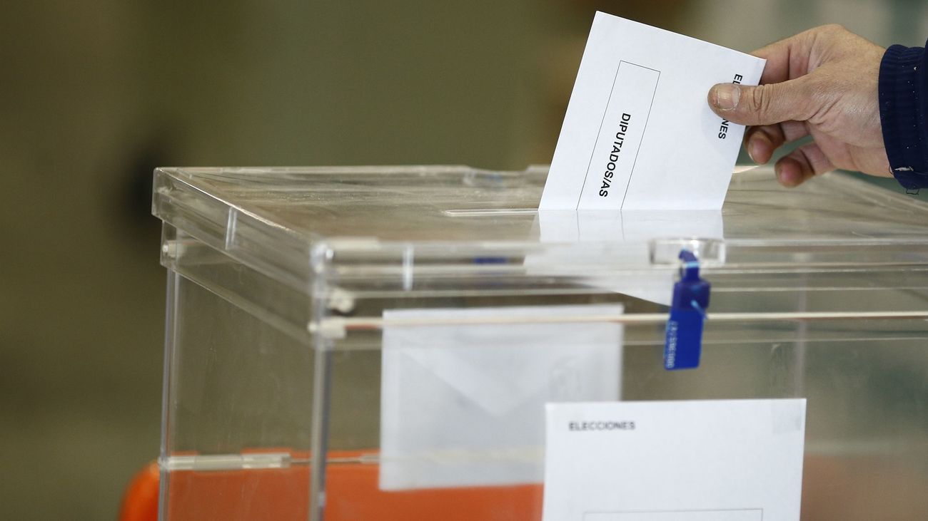 El real decreto disuelve automáticamente el Congreso de los Diputados y el Senado