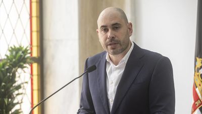 La jueza abre diligencias contra el exdelegado del Gobierno en Ceuta por la entrada masiva de inmigrantes