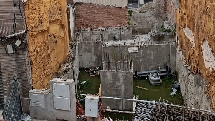 Vecinos de Getafe denuncian ratas y suciedad en una obra paralizada