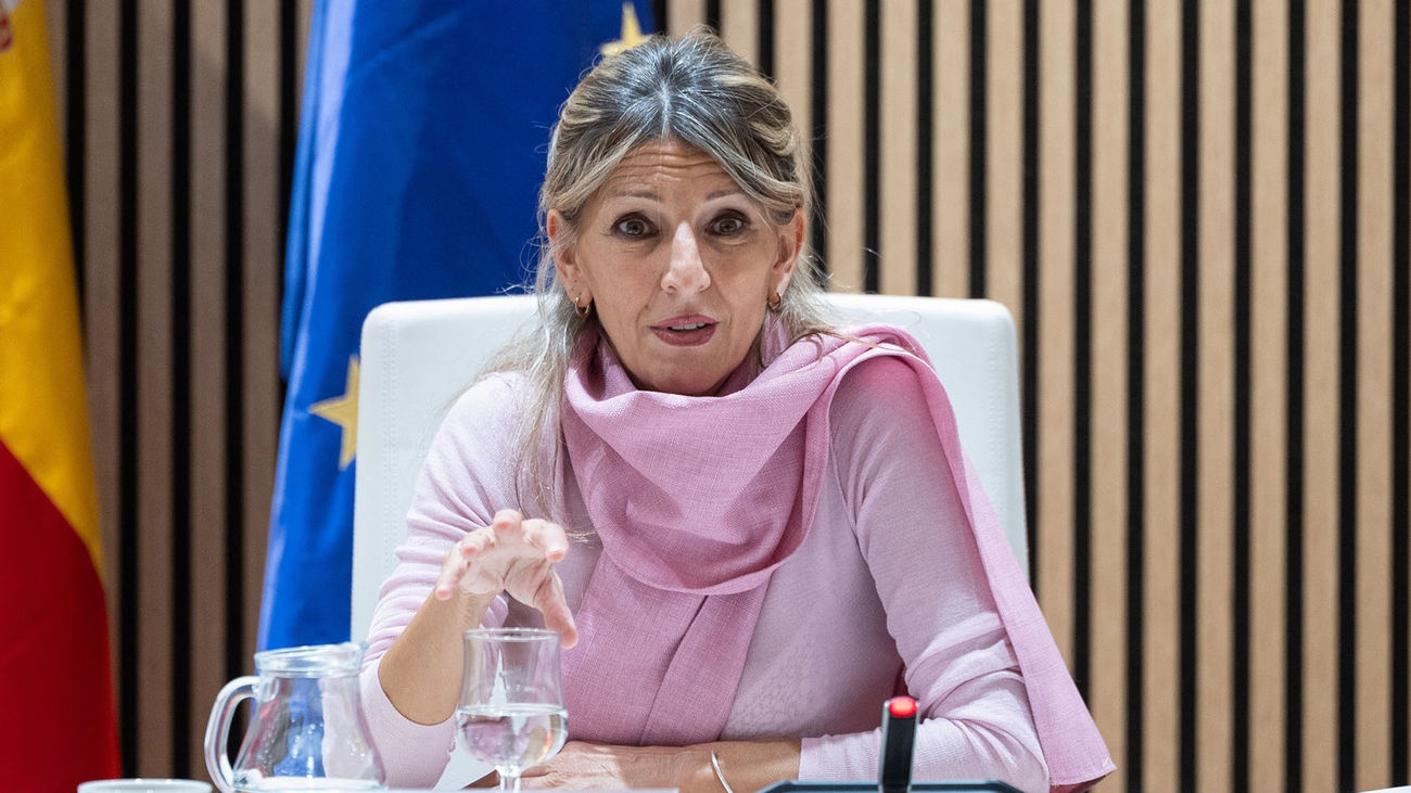 El Gobierno inicia los trámites para subir el SMI en 2027 tras recibir las primeras propuestas de los expertos