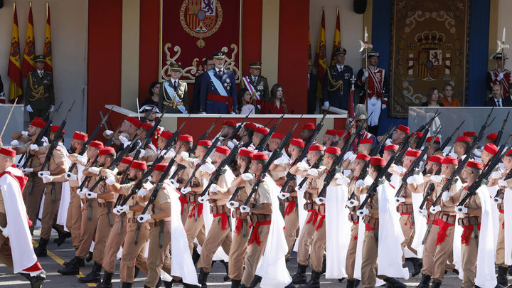 Así se vivió en Madrid el tradicional desfile militar el Día de la Fiesta Nacional