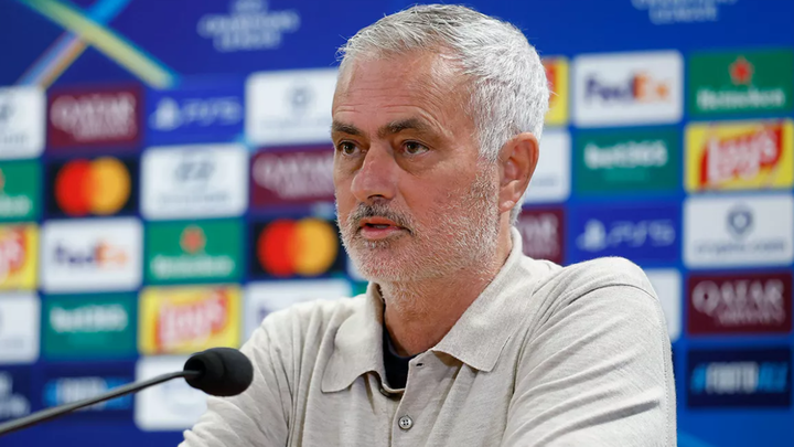 Mourinho: "Os invito a ver solamente el primer minuto del partido contra el Villarreal"
