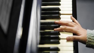 Madrid se llena de pianos de cola el 23 de octubre: dónde estarán y quién puede tocarlos
