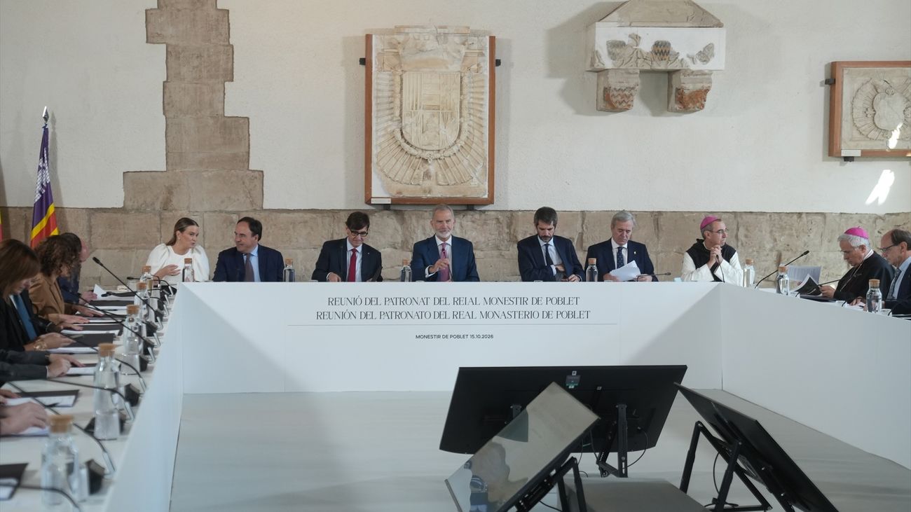 Felipe VI llama a la cooperación entre comunidades en el Patronato del Real Monasterio de Poblet de Tarragona