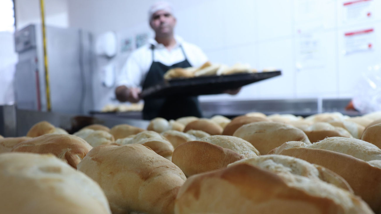 Faltan panaderos en España: un oficio con futuro que busca relevo generacional