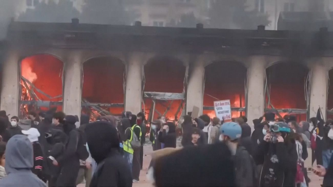 Detenidas 400 personas en Francia por  actos violentos durante una jornada de protestas sociales