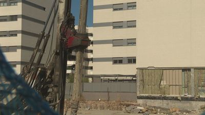Unas obras del Ayuntamiento de Getafe dañan las viviendas de varios vecinos: "Se cayeron los ladrillos"