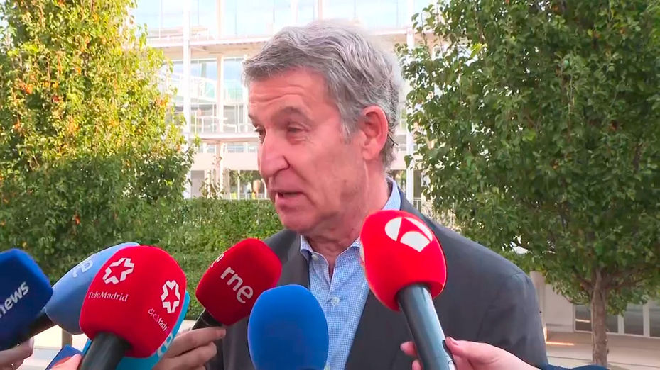 Feijóo acusa al PSOE de "hipocresía" tras los últimos escándalos y la salida de Mínguez