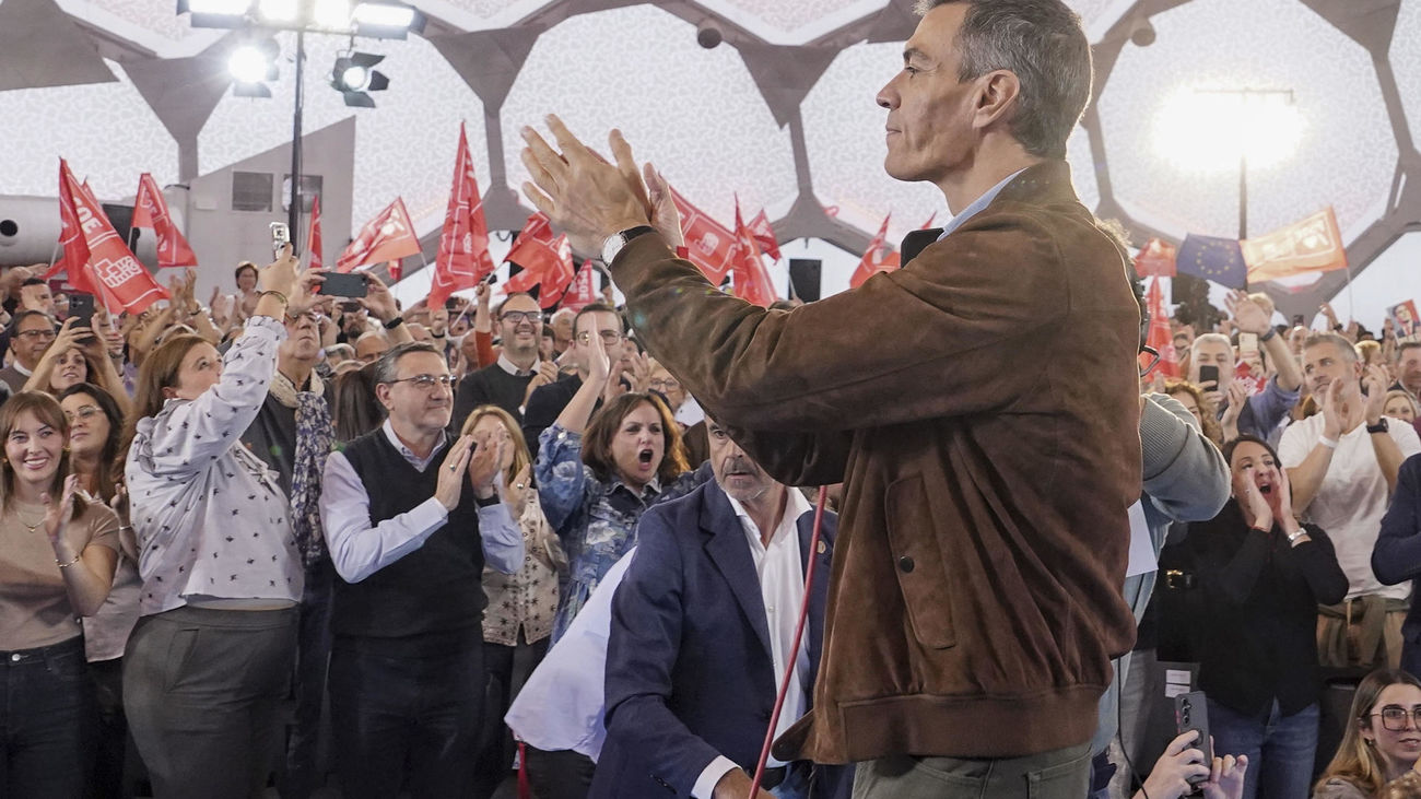 Sánchez en un acto de precampaña en Valladolid