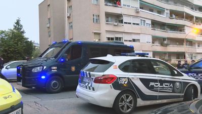 Detenidos dos hombres tras un altercado con armas en una vivienda de Hortaleza