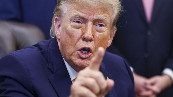 Trump dice que España fue "invadida" por inmigrantes y "no está haciendo nada al respecto"