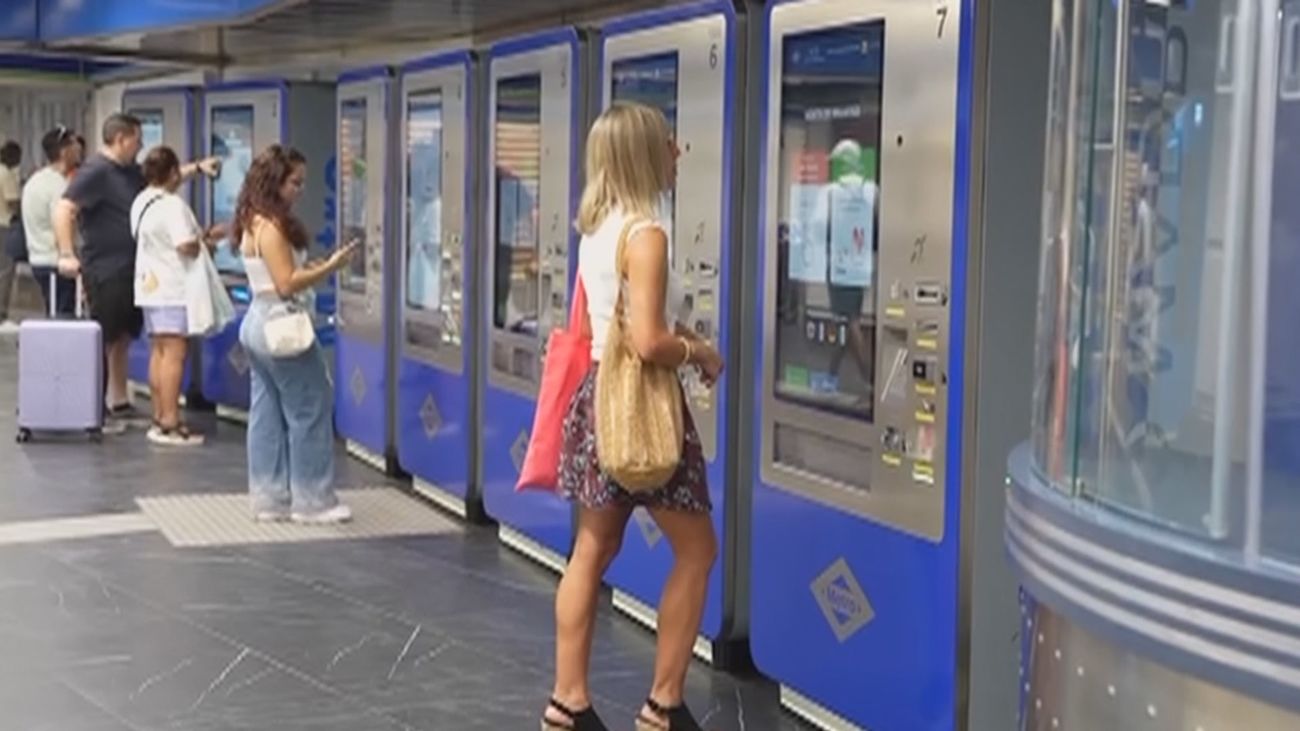 Metro de Madrid pone en marcha un servicio de teleasistencia por videollamada en 47 estaciones de la red