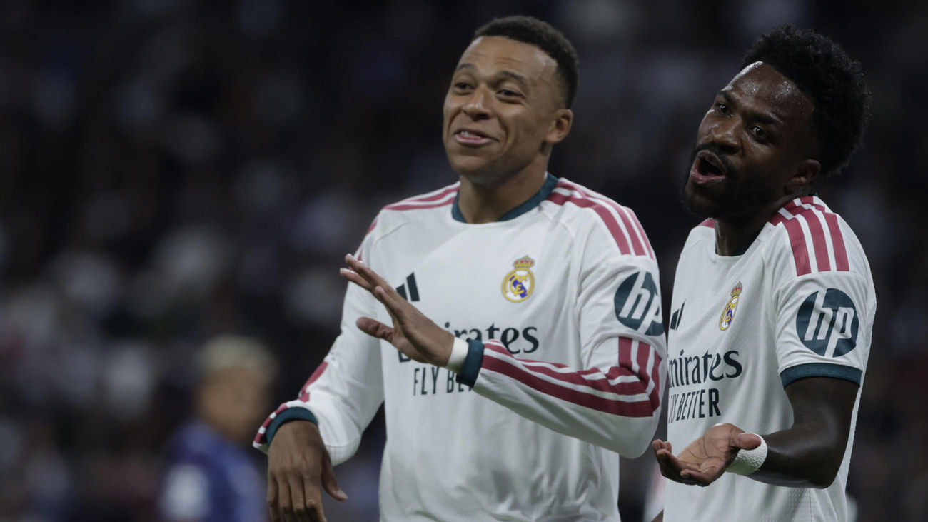 Mbappé: "Está bien que Vinícius esté triste porque quiere dar mucho al equipo"