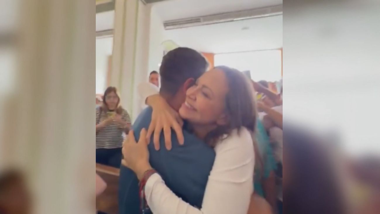 Corina Machado regresa a Venezuela : "Estoy aquí con ustedes"