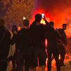 Sánchez calla  ante los disturbios de Barcelona y Feijóo avisa: "Han perdido la calle y quieren incendiarla"