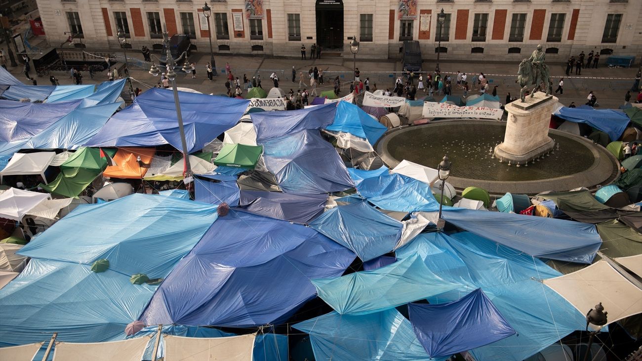 Acampada de la Puerta del Sol