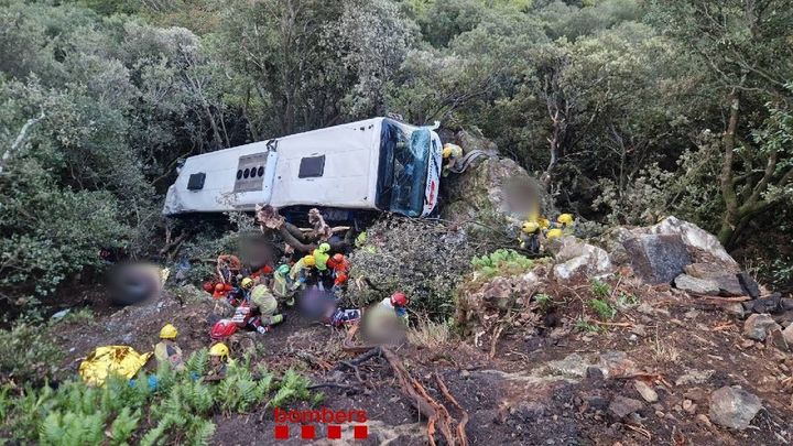 Más de 80 heridos tras colisionar un autobús y un turismo en Fogars de Montclús (Barcelona)