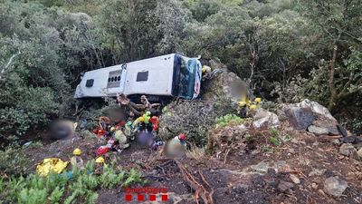 Más de 80 heridos tras colisionar un autobús y un turismo en Fogars de Montclús (Barcelona)