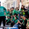 Los profesores en huelga cortan la Gran Vía en una nueva jornada de protestas por la educación pública en Madrid