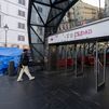 La Comunidad cifra en 25 millones las pérdidas por la acampada de Sol, que sigue pese a la dimisión del delegado